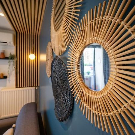 Air-Conditioned Apartment With Private Parking Marseille Exterior photo
